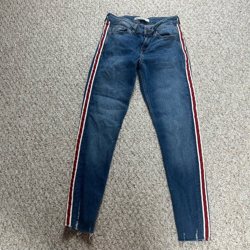 Zara Basics Z1975 Jeans Women’s US 4 UK 38 Distressed Raw Hem Blue Jeans Striped